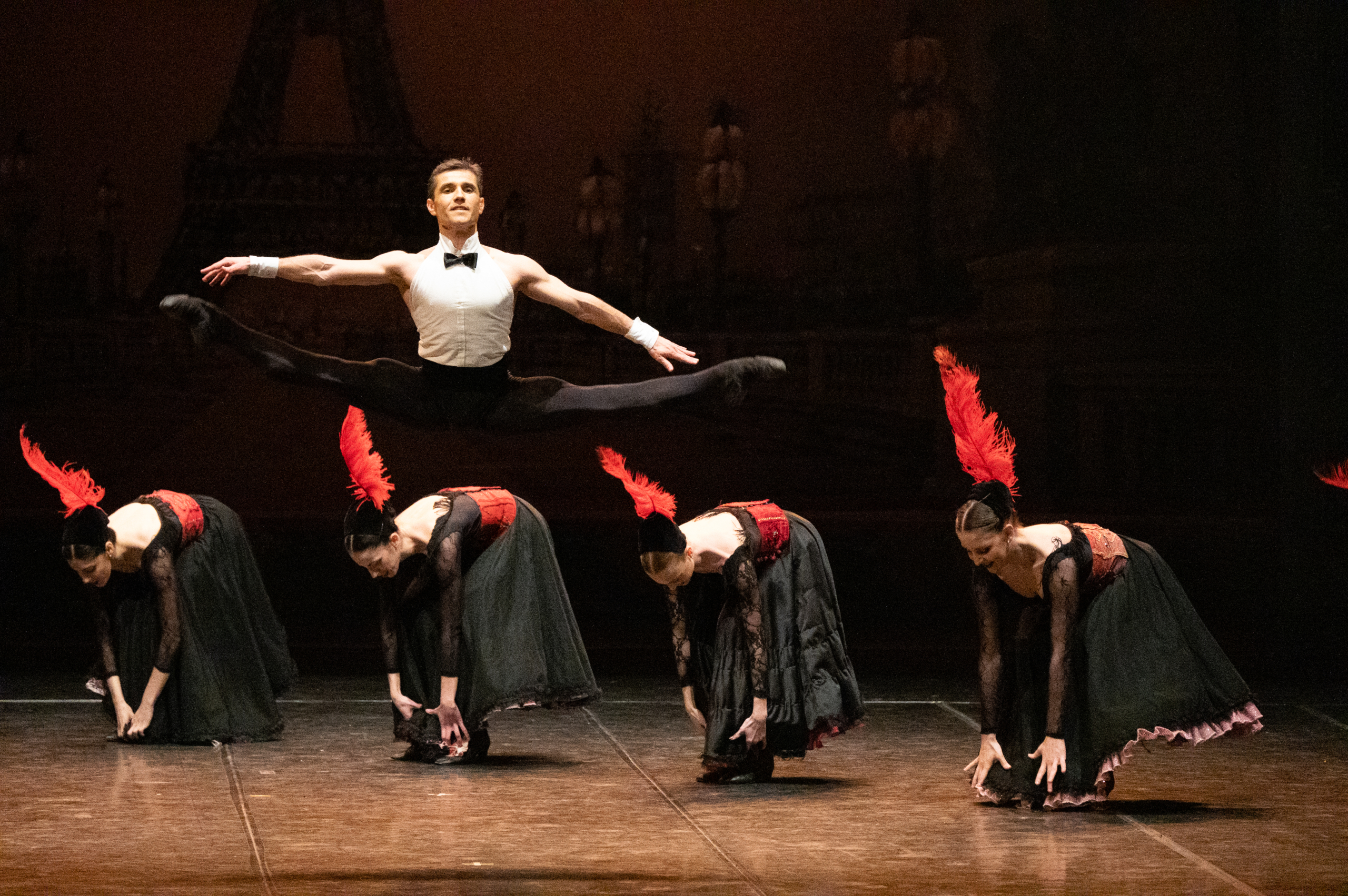 https://www.ballettodelsud.it/wp-content/uploads/2024/01/gaite_parisienne_18-scaled.jpg